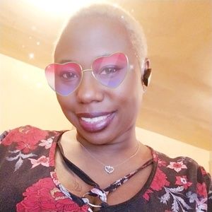 Meet your Posher, Beatrice